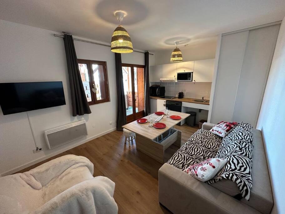 Superbe T2 Au Pied Des Pistes Apartman Guillaumes Kültér fotó